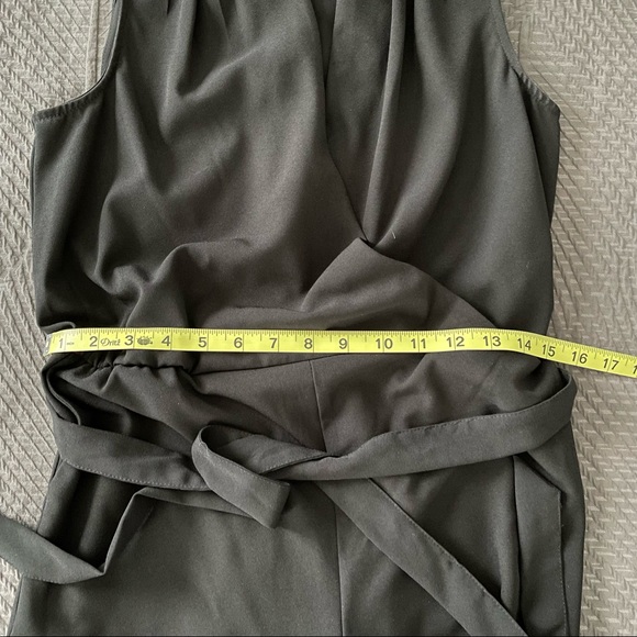 Black Jumpsuit - Banana Republic Factory - fits like a 2 - Picture 7 of 11